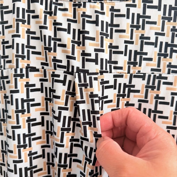 PerSeption Concept Patterned Top - Picture 7 of 8